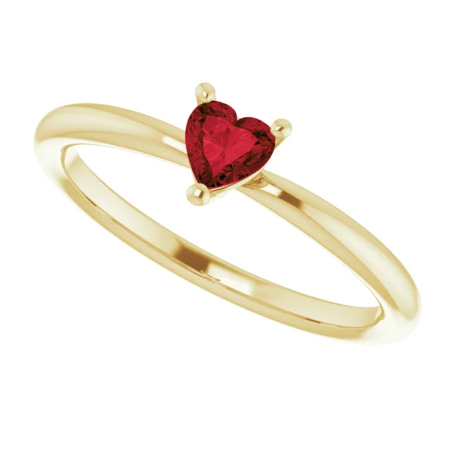 14K Yellow Gold Natural Mozambique Garnet Heart Solitaire Ring