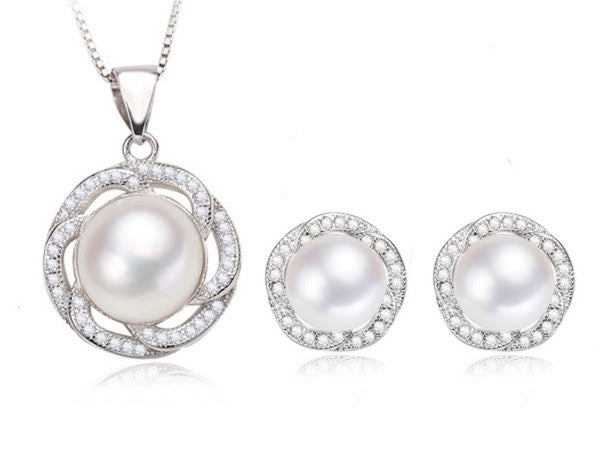 18K White Gold 3 ct Pearl Halo Round 18 Inch Necklace and Earrings Set Plated